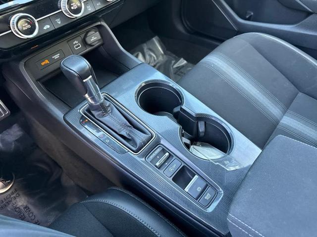 Photo of 2022 Sonic Gray Pearl Honda Civic