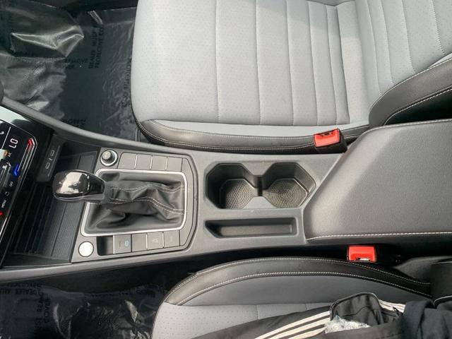 Photo of 2025 Deep Black Pearl Effect Volkswagen Jetta