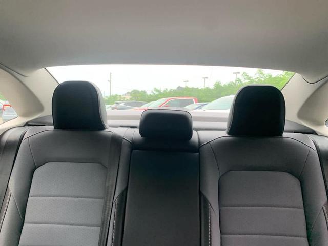 Photo of 2025 Deep Black Pearl Effect Volkswagen Jetta