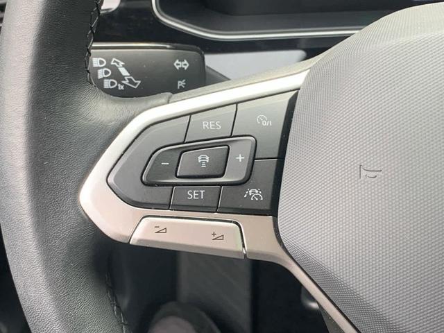 Photo of 2025 Deep Black Pearl Effect Volkswagen Jetta