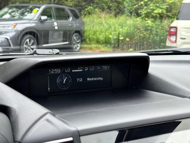 Photo of 2023 Magnetite Gray Metallic Subaru Forester