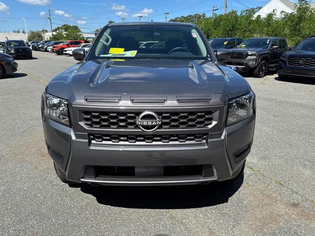 Photo of 2025 Gun Metallic Nissan Frontier