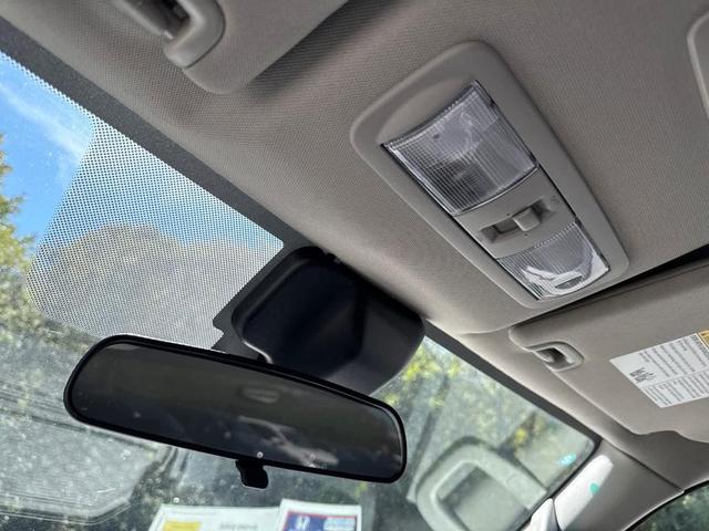 Photo of 2025 Gun Metallic Nissan Frontier