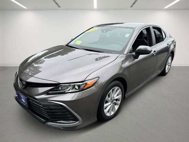 Photo of 2024 Predawn Gray Mica Toyota Camry