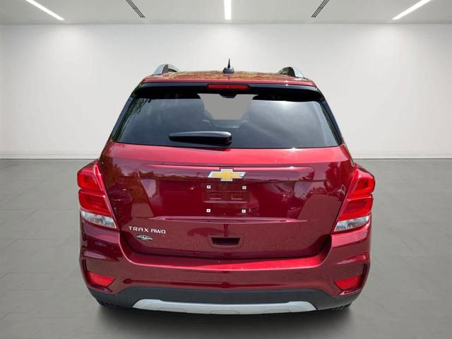 Photo of 2022 Crimson Metallic Chevrolet Trax