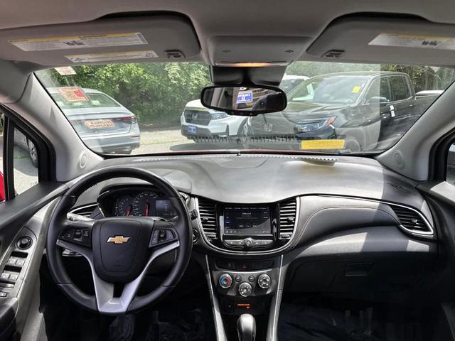 Photo of 2022 Crimson Metallic Chevrolet Trax