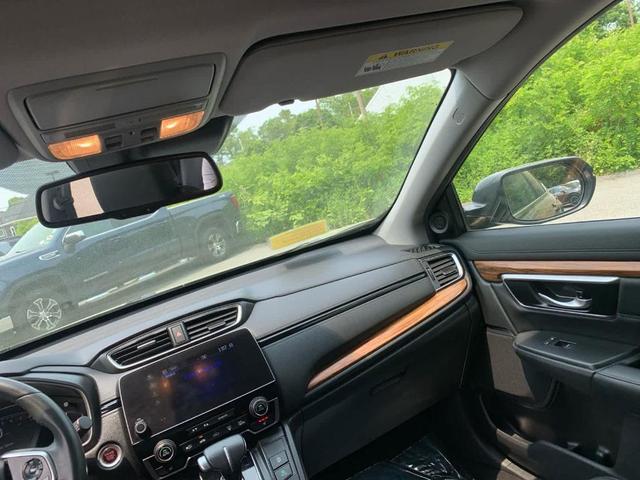 Photo of 2021 Crystal Black Pearl Honda CR-V