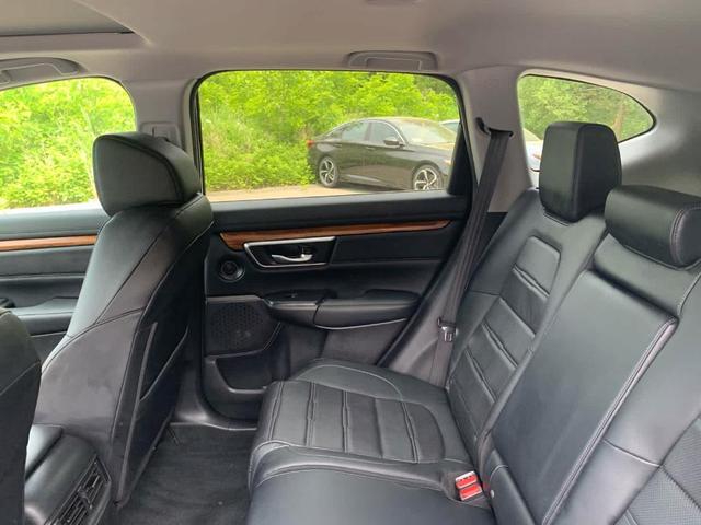Photo of 2021 Crystal Black Pearl Honda CR-V
