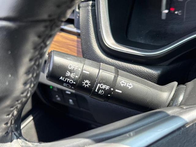 Photo of 2022 Lunar Silver Metallic Honda CR-V