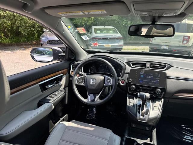 Photo of 2022 Lunar Silver Metallic Honda CR-V