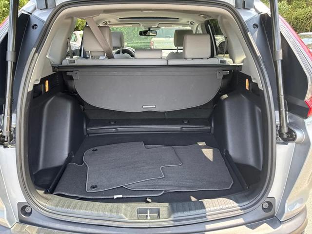 Photo of 2022 Lunar Silver Metallic Honda CR-V