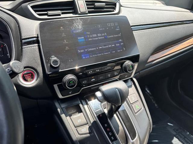 Photo of 2022 Lunar Silver Metallic Honda CR-V