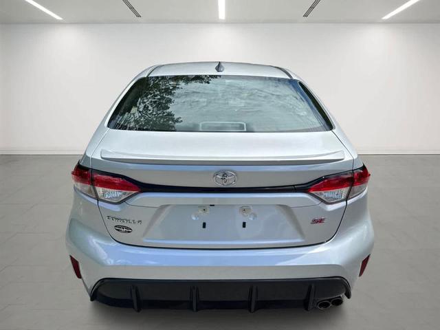 Photo of 2024 Classic Silver Metallic Toyota Corolla