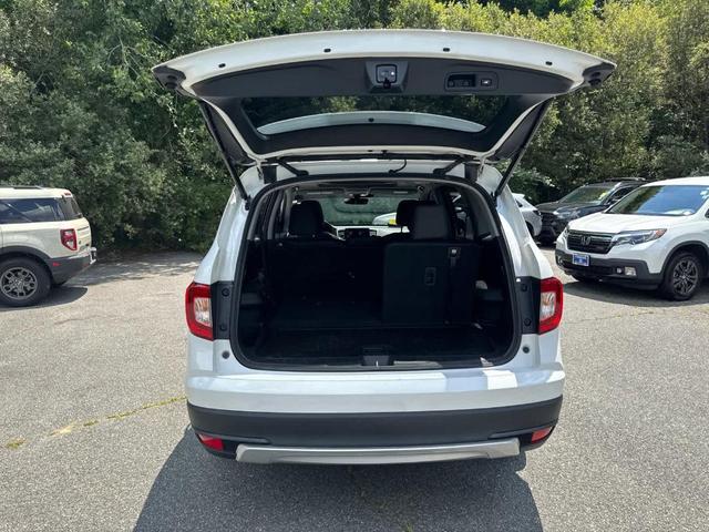 Photo of 2022 Platinum White Pearl Honda Pilot
