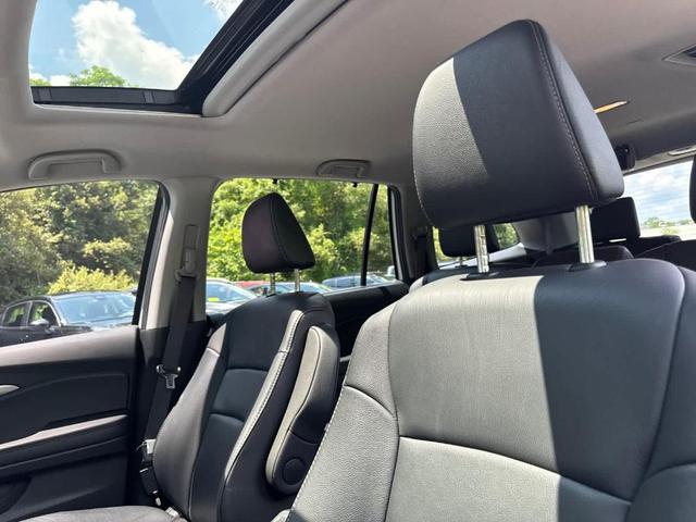 Photo of 2022 Platinum White Pearl Honda Pilot