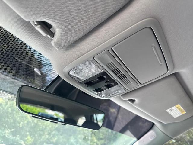 Photo of 2022 Platinum White Pearl Honda Pilot