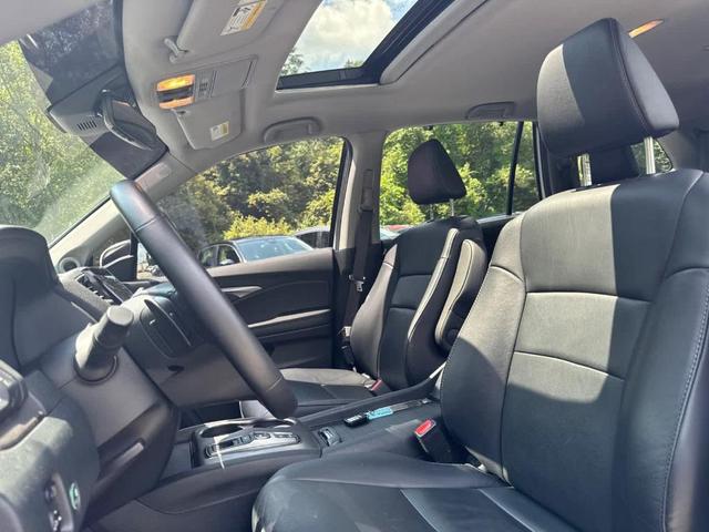 Photo of 2022 Platinum White Pearl Honda Pilot