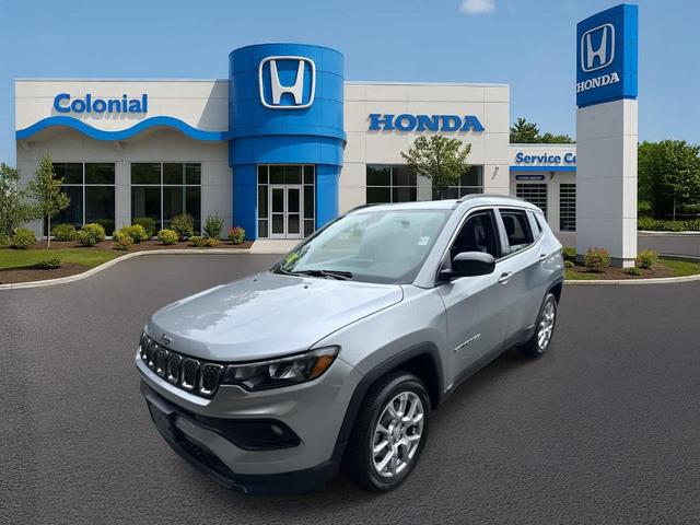 Photo of 2023 Billet Silver Metallic Clearcoat Jeep Compass