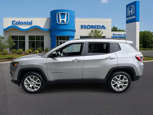 Photo of 2023 Billet Silver Metallic Clearcoat Jeep Compass