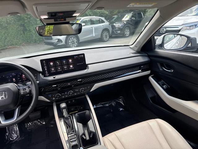 Photo of 2023 Platinum White Pearl Honda Accord Hybrid