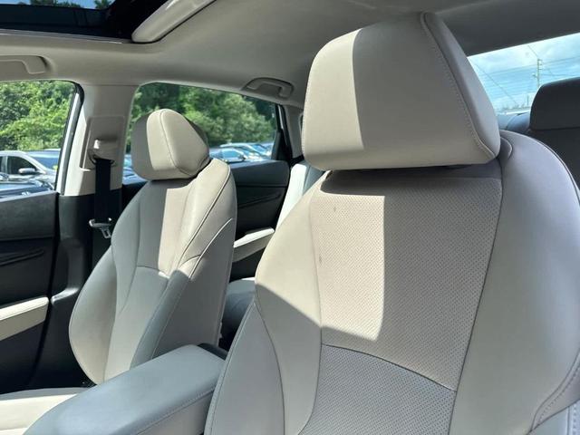 Photo of 2023 Platinum White Pearl Honda Accord Hybrid