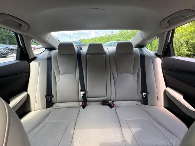 Photo of 2023 Platinum White Pearl Honda Accord Hybrid