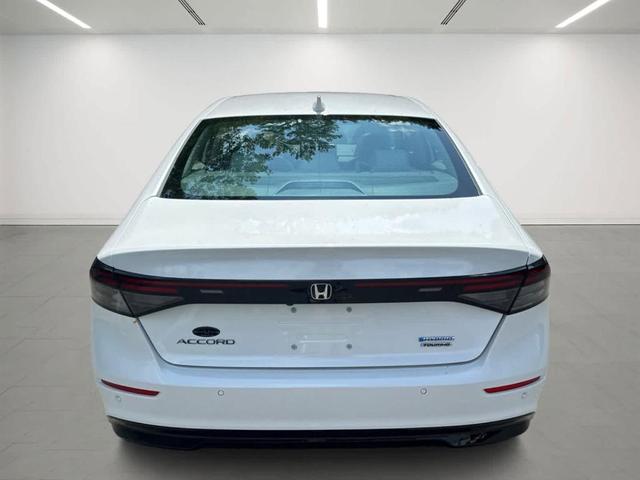 Photo of 2023 Platinum White Pearl Honda Accord Hybrid