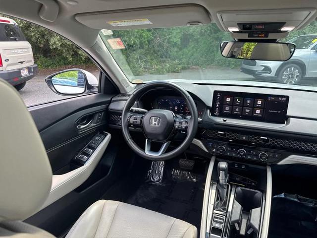Photo of 2023 Platinum White Pearl Honda Accord Hybrid