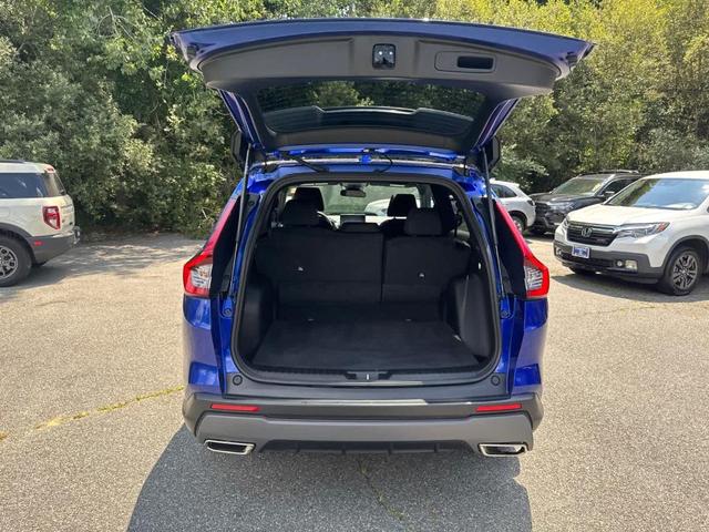 Photo of 2023 Still Night Pearl Honda CR-V Hybrid