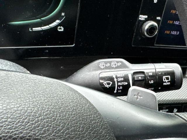 Photo of 2023 Gravity Gray Kia Sportage Hybrid