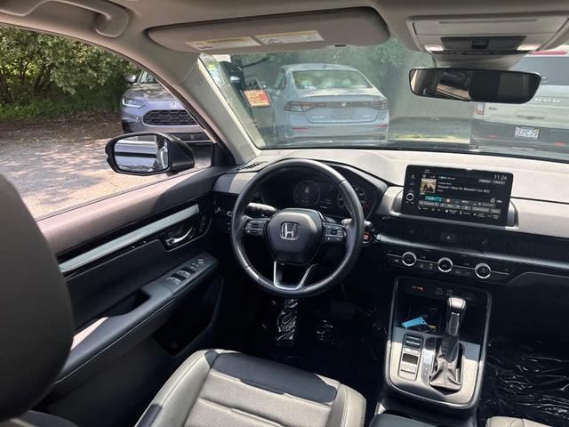 Photo of 2024 Crystal Black Pearl Honda CR-V
