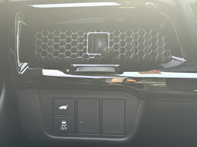 Photo of 2024 Crystal Black Pearl Honda CR-V