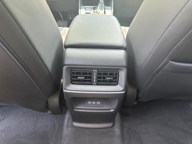 Photo of 2024 Crystal Black Pearl Honda CR-V