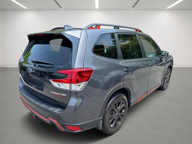 Photo of 2023 Magnetite Gray Metallic Subaru Forester