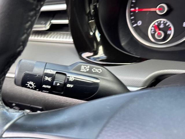 Photo of 2021 Ebony Black Kia K5