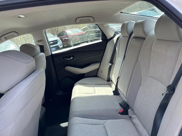 Photo of 2023 Platinum White Pearl Honda Accord
