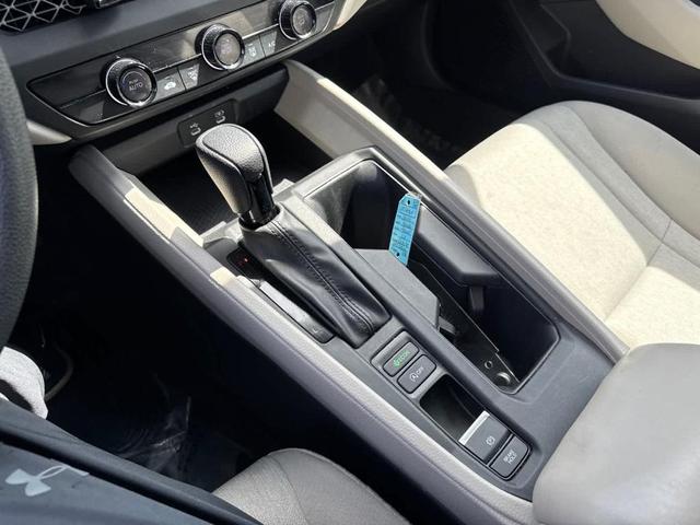 Photo of 2023 Platinum White Pearl Honda Accord