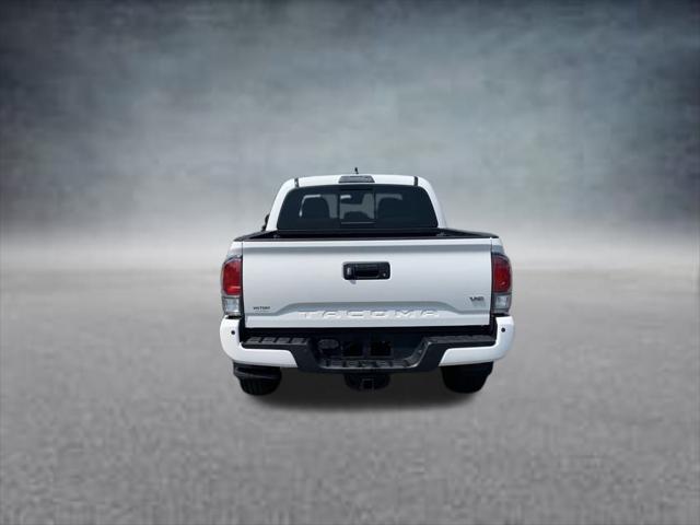 Photo of 2021 Super White Toyota Tacoma