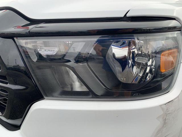Photo of 2022 Bright White Clearcoat RAM 1500