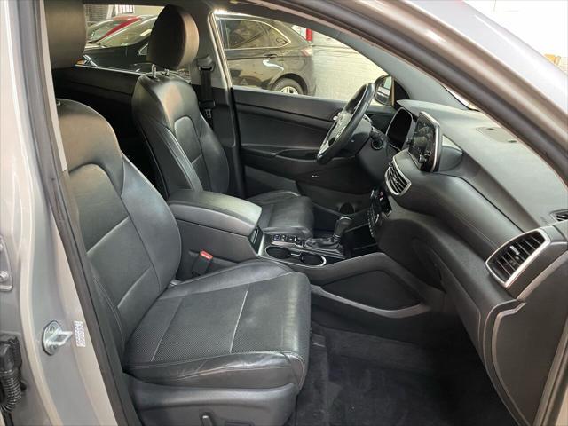 Photo of 2020 Stellar Silver Hyundai TUCSON