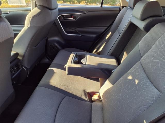 Photo of 2019 Magnetic Gray Metallic 1g3 Toyota RAV4