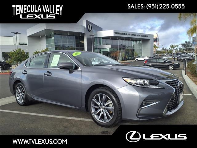 2016 Lexus Es 300h