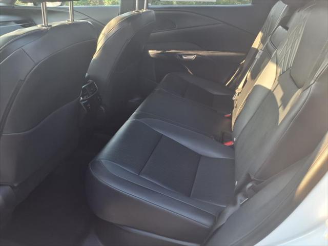 Photo of 2025 Eminent White Pearl Lexus RX 350