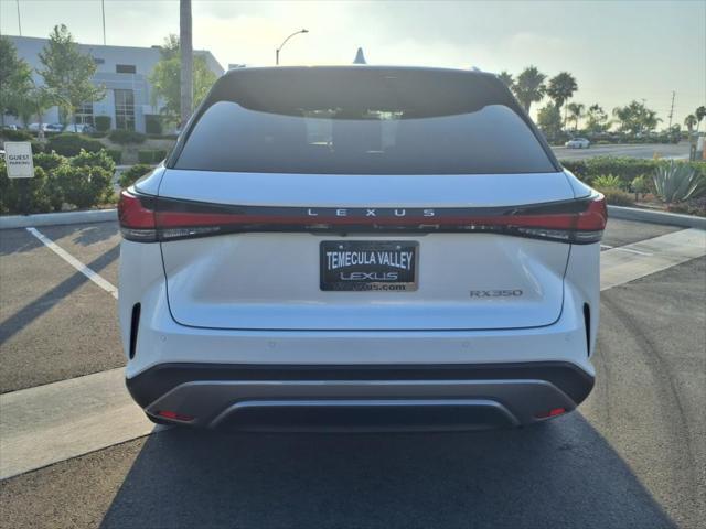 Photo of 2025 Eminent White Pearl Lexus RX 350