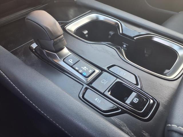 Photo of 2025 Eminent White Pearl Lexus RX 350