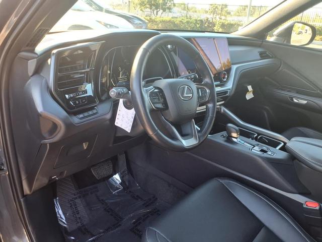 Photo of 2025 Cloudburst Gray 1l1 Lexus TX 350