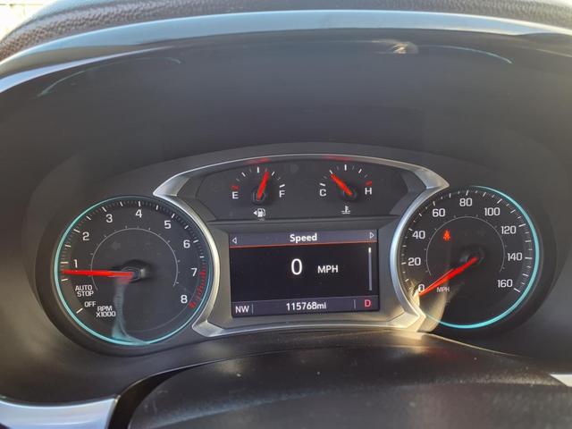 Photo of 2021 Summit White Chevrolet Traverse