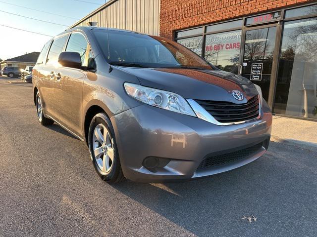 2012 Toyota Sienna