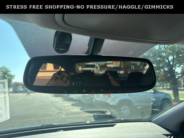 Photo of 2018 Black Diamond Hyundai ELANTRA