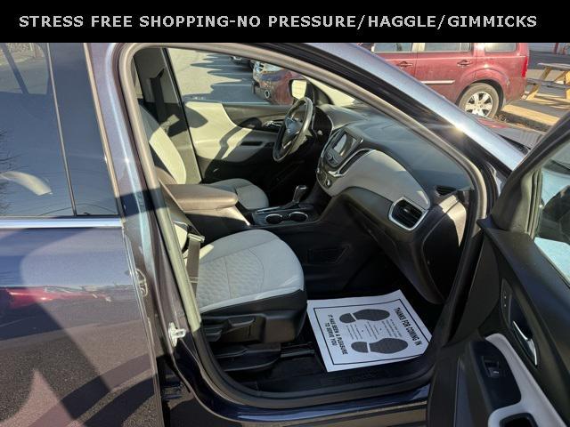 Photo of 2019 Storm Blue Metallic Chevrolet Equinox